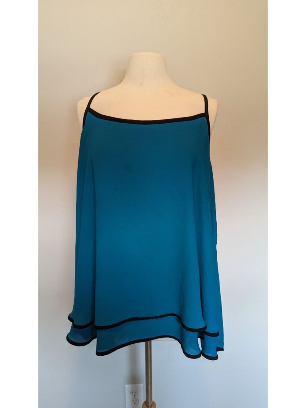Teal Black-Trimmed Sleeveless Double-Layered Torrid Tank Top With Lace Back 3x